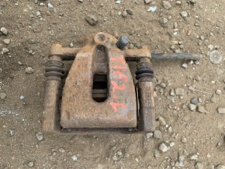 Суппорт задний правый Land Rover Freelander II 2010-2012, LR027850