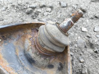 Рычаг передний правый, ориг. номер 486100C010, Toyota Tundra II Пикап 2006-2009