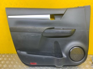 Обшивка двери передняя левая, ориг. номер 676200KD00, Toyota Hilux Пикап 2020-2026
