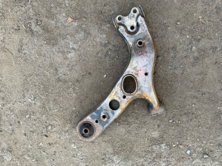 Рычаг передний нижний правый, ориг. номер 4806842050, Toyota Rav 4 (XA30) 2008-2010