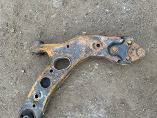 Рычаг передний нижний левый, ориг. номер 4806942050, Toyota Rav 4 (XA30) 2008-2010