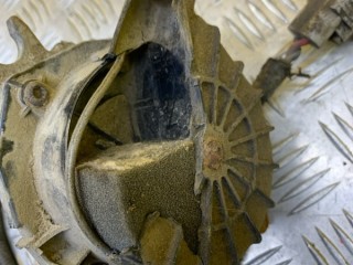 Насос продувки катализатора Toyota Land Cruiser 200 2012-2015, 176100S010