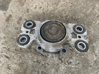 Подушка крепления двигателя Land Rover Range Rover Evoque I 2011-2015, 2.2 л, дизель, LR002581