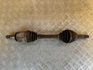 Полуось передняя правая (приводной вал, ШРУС) Nissan Navara (D40) Пикап 2005-2010, АКПП, 39100EB310