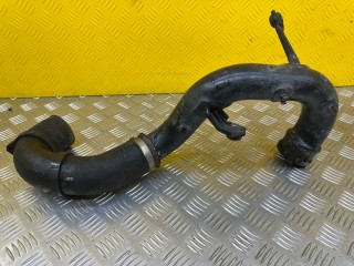 Патрубок интеркулера, ориг. номер 173620L020, Toyota Hilux Пикап 2015-2020