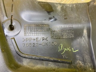 Брызговик передний левый, ориг. номер 766220K160, Toyota Hilux Пикап 2020-2026