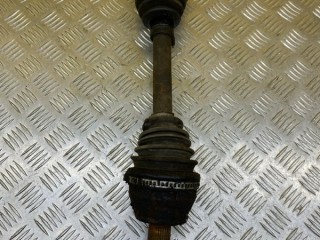 Полуось передняя левая (приводной вал, ШРУС) Nissan Navara (D40) Пикап 2005-2010, АКПП, 39100EB310