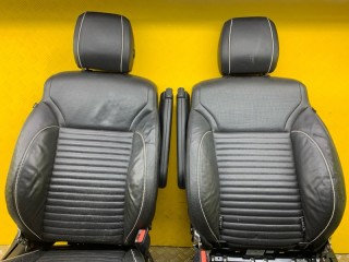 Салон (комплект сидений), ориг. номер LR080974, Land Rover Discovery V 2017-2021
