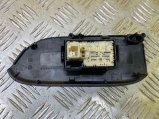 Кнопка стеклоподъемника Toyota Land Cruiser Prado 150 2009-2013, левый руль, 7427260230
