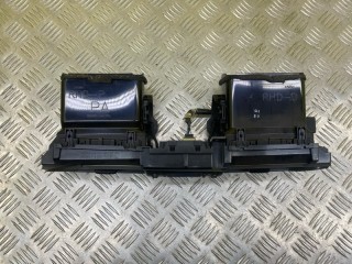 Дефлектор обдува салона, ориг. номер 55670KK050, Toyota Hilux Пикап 2015-2020