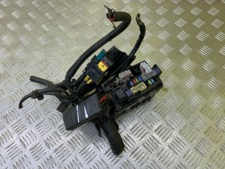 Блок предохранителей, ориг. номер 24381C9900, Nissan Navara (D40) Пикап 2005-2010