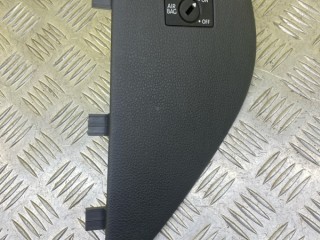 Накладка декоративная на торпедо Volkswagen Amarok Пикап 2010-2016, левый руль, 2H0858247B