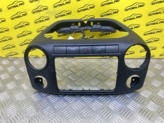 Рамка под магнитолу Volkswagen Amarok Пикап 2010-2016, 2H0857211F