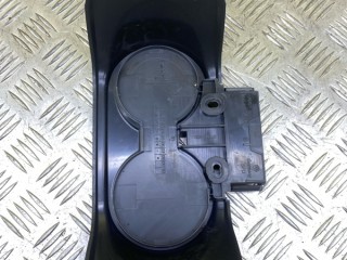Подстаканник Volkswagen Amarok Пикап 2010-2016, левый руль, 2H0862549A