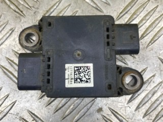 Блок электронный Toyota Hilux 2015-2020, 1277023604