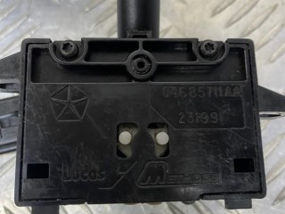 Переключатель поворотов, ориг. номер 04685711AA, Chrysler Voyager IV 2000-2004
