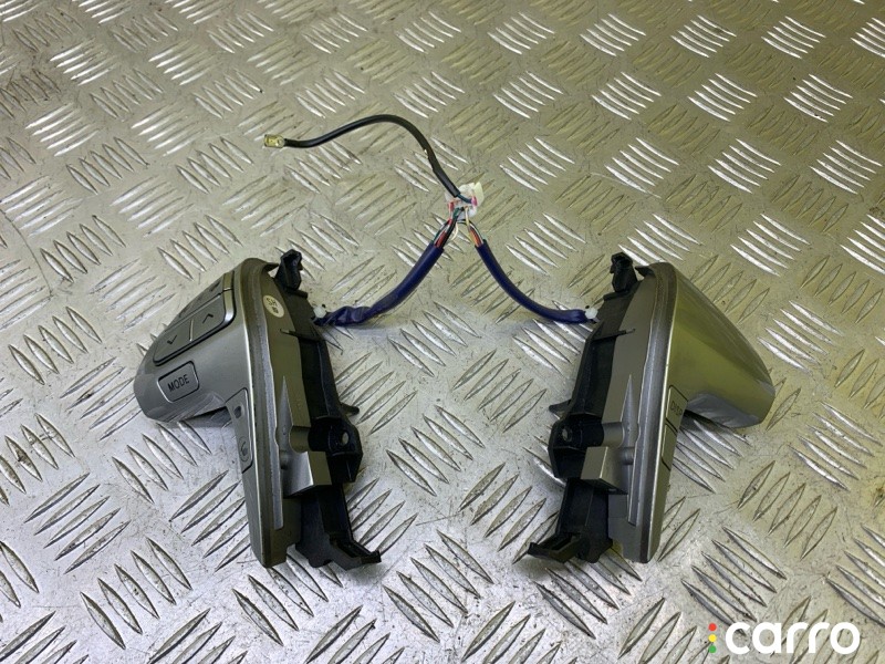 Кнопки руля Toyota Hilux Пикап 2011-2015, левый руль, 842500K020, фото 1