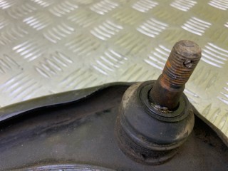 Рычаг передний левый, ориг. номер 4863060040, Toyota Land Cruiser Prado 150 2009-2013