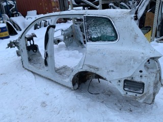 Порог левый Volkswagen Touareg II Внедорожник 2010-2014, 7P0810621