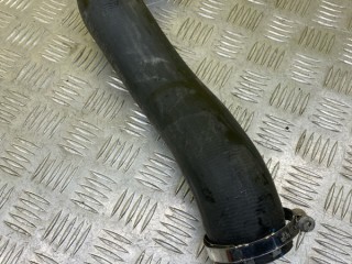 Патрубок интеркулера Volkswagen Touareg II Внедорожник 2010-2014, 3.0 л, АКПП, 7P0145737D