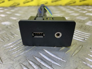 Разъем AUX / USB Ford Ranger III Пикап, EB3B41045P26BA