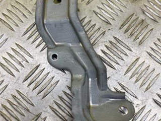 Кронштейн Toyota Tundra II Пикап 2013-2022, 739000C011
