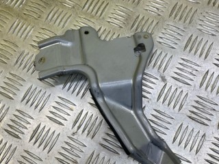 Кронштейн Toyota Tundra II Пикап 2013-2022, 739000C011