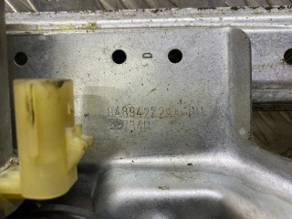 Стеклоподъемник электр. задний правый, ориг. номер 04894272AA, Chrysler Pacifica I 2003-2008