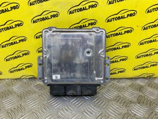 Блок управления двигателем, ориг. номер LR054832, Land Rover Range Rover Evoque I Внедорожник 2011-2015