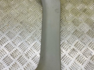 Обшивка крышки багажника Lexus LX 570 Внедорожник 2007-2012, 6793860110