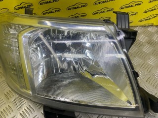 Фара правая, ориг. номер 811100K400, Toyota Hilux 2011-2015