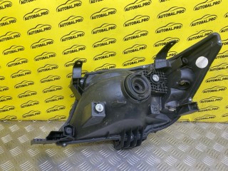 Фара правая, ориг. номер 811100K400, Toyota Hilux 2011-2015