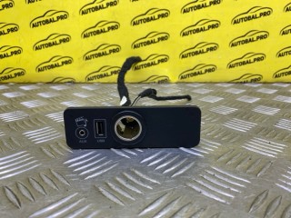 Разъем AUX / USB Land Rover Range Rover Evoque I Внедорожник 2011-2015, CPLA19C166CB