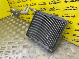 Испаритель кондиционера Land Rover Range Rover Evoque I Внедорожник 2011-2015, 2.2 л, АКПП, LR070870