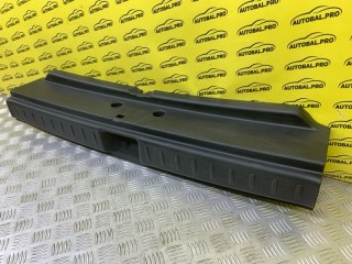 Накладка замка багажника Mercedes-Benz GLB 200 Внедорожник, A2476905801