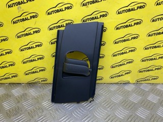 Направляющая ремня безопасности правая Volvo XC60 II 2017-2021, левый руль, 31479434