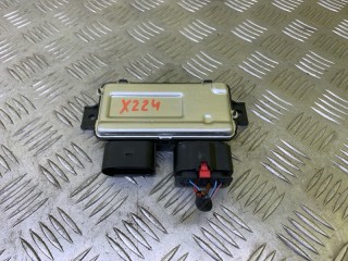 Блок управления топливным насосом Mercedes-Benz GLB 200 Внедорожник, A0009008214