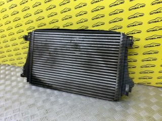 Интеркулер Volkswagen Amarok Пикап 2010-2016, 2.0 л, МКПП, 2H0145804
