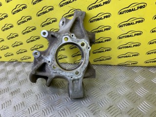 Кулак задний правый Volkswagen Touareg II Внедорожник 2010-2014, 7P0505436B
