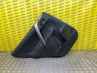 Обшивка двери задняя левая Toyota Rav 4 (CA40) 2012-2015, левый руль, 6764042550