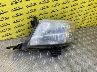 Фара левая, ориг. номер 811500K420, Toyota Hilux Пикап 2011-2015