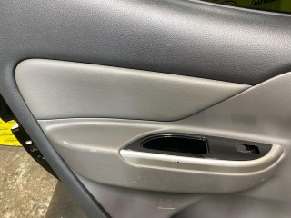 Обшивка двери задняя левая, ориг. номер 7222B337XA, Mitsubishi L200 Пикап 2013-2015