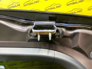 Петля двери багажника Lexus RX 450H IV Внедорожник, 6881048171