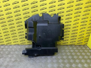 Крышка аккумулятора Mercedes-Benz GL-Класс I X164 500, A1646801118
