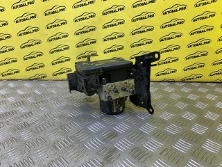 Блок ABS Nissan Navara (D40) Пикап 2010-2015, 476605X70E