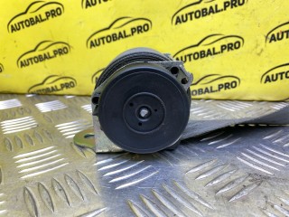 Ремень безопасности задний, ориг. номер 733600K050, Toyota Hilux Пикап 2011-2015