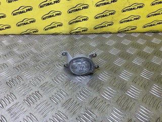 Фара противотуманная правая Toyota Hilux Пикап 2020-2026, 8121002220
