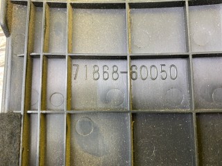 Пластик салона, ориг. номер 7186860050, Toyota Land Cruiser Prado 150 Внедорожник 2013-2017