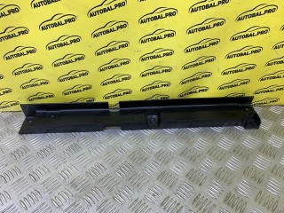 Пластик багажника правый Zeekr 001, левый руль, 8890326868