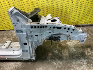Лонжерон правый Mercedes-Benz GLB 200 Внедорожник, A2476200202